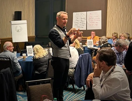 Niels Lameijer facilitating an executive session